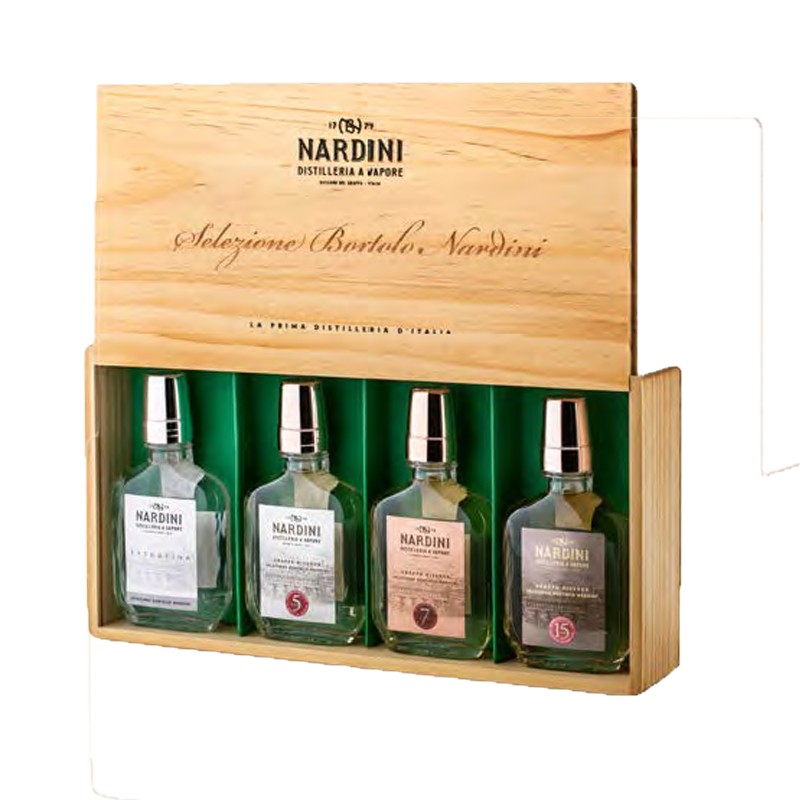 COFANETTO LEGNO SELEZIONE NARDINI MIGNON 45-50% 4*10cl COFANETTO LEGNO SELEZIONE NARDINI MIGNON 45-50% 4*10cl